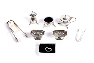 Lot 836 - A George V silver cruet set
