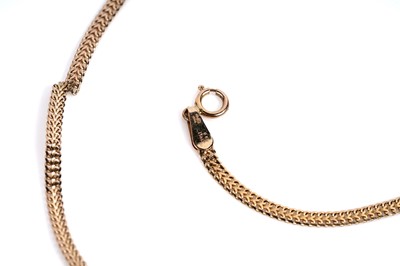 Lot 587 - Two 9ct gold necklaces