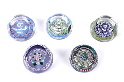 Lot 896 - A collection of 20th Century paperweights