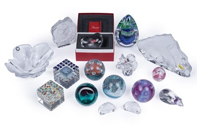 Lot 423 - A collection of studio glass paperweights; and a crystal bowl