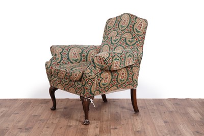 Lot 463 - A substantial Georgian style armchair