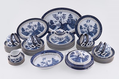Lot 274 - A modern Japanese ‘Willow Pattern’ part dinner and tea service