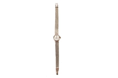Lot 716 - A lady's 9ct gold cased Omega Ladymatic wristwatch