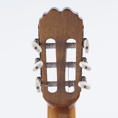 Lot 71 - A CSL Summerfield CG02-09 classical guitar