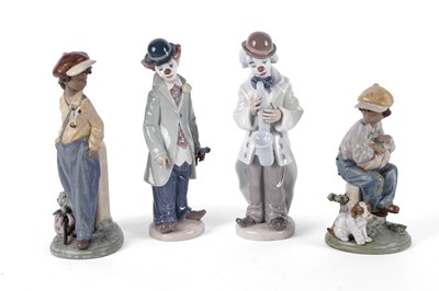 Lot 862 - Four Lladro figures