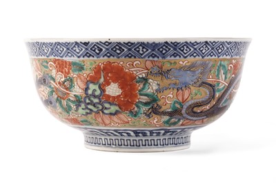 Lot 723 - An early 20th Century Japanese Imari pattern bowl