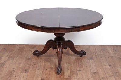 Lot 89 - A Victorian mahogany breakfast table