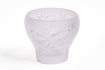 Lot 736 - A small Lalique vase