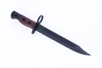 Lot 289 - A British No.5 pattern Jungle Carbine bayonet