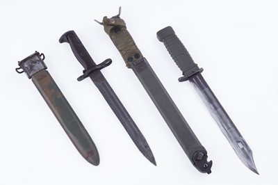Lot 302 - A US M1 Garand bayonet; and a German KCB-70 combat knife