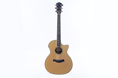 Lot 77 - A Taylor 914CE