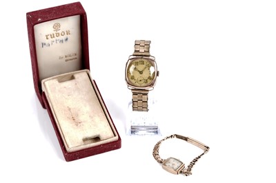 Lot 725 - A Great War period wristwatch; and a lady's 9ct gold Rotary