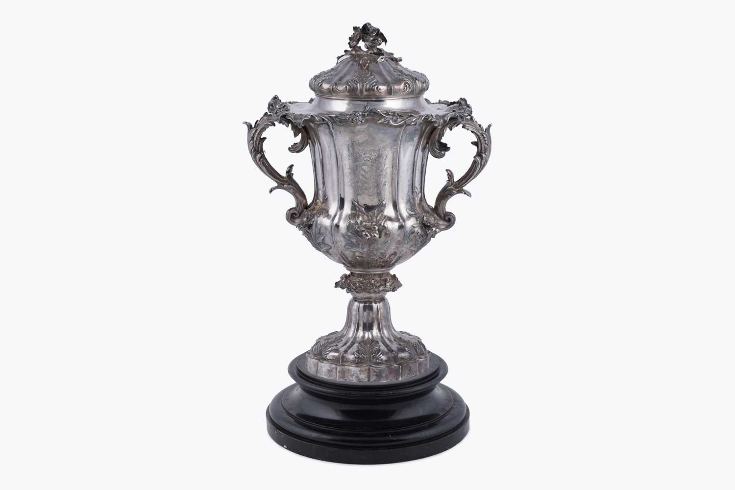 Lot 75 - A William IV silver tea urn or samovar in the form of a two-handled cup and cover