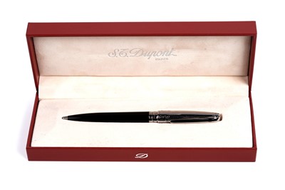 Lot 150 - S.J. Dupont, Paris: a rollerball pen