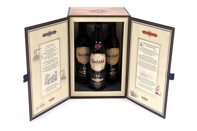 Lot 23 - A bottle of Glenfiddich Age of Discovery Collection 19 Year Old Single Malt Scotch Whisky
