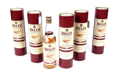 Lot 30 - Five bottles of Bell's Extra Special Old Scotch Whisky