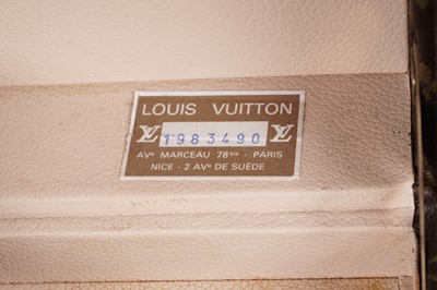 Lot 93 - A Louis Vuitton monogram canvas Boite Flacons vanity case