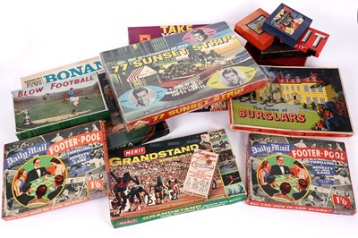 Lot 332 - A collection of vintage dinner party games