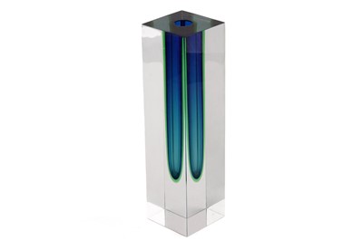 Lot 419 - Jan Beranek: a mid-20th Century studio glass vase