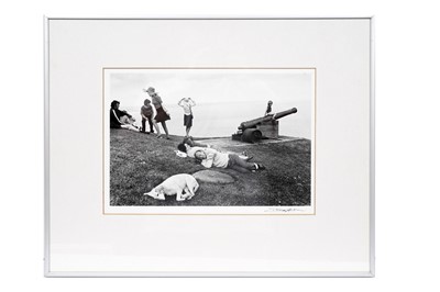 Lot 766 - David Hurn - The Promenade, Tenby 1974 | original photograph