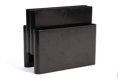 Lot 678 - Giotto Stoppino for Kartell: a black plastic stepped four division magazine rack