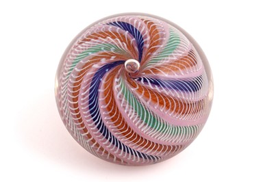 Lot 424 - A Paul Ysart crown paperweight