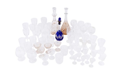 Lot 414 - A selection of cut glass ware