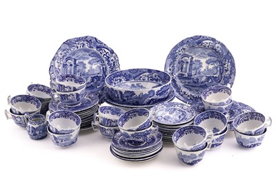 Lot 336 - A Copeland Spode 'Italian' pattern part dinner and tea service