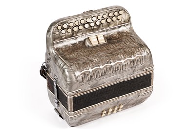 Lot 7 - A Paolo Soprani 8 bass diatonic button accordion