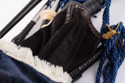 Lot 19 - A set of Scottish bagpipes