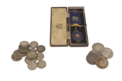 Lot 55 - A collection of silver coinage and a masonic jewel.
