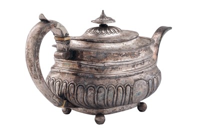 Lot 138 - A George III silver teapot