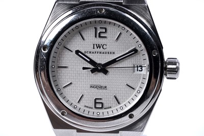 Lot 617 - IWC: a stainless steel cased midsized automatic wristwatch