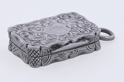 Lot 395 - A Victorian silver vinaigrette