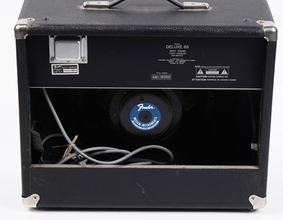 Lot 186 - A Fender Deluxe 85 guitar amplifier