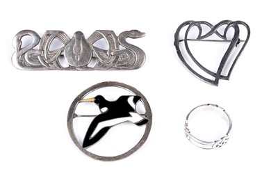 Lot 192 - Four pieces of Scottish Isles silver jewellery