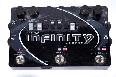 Lot 201 - Five guitar pedals