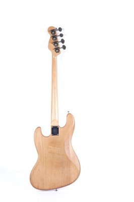 Lot 131 - A Jazz style bass