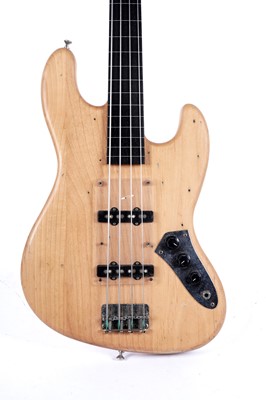 Lot 131 - A Jazz style bass