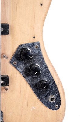 Lot 131 - A Jazz style bass