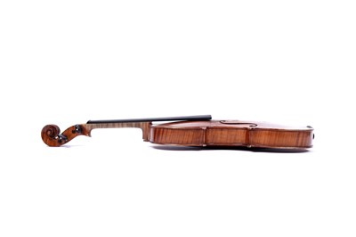 Lot 30 - A Thomas Craig violin