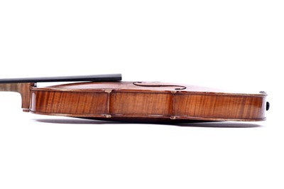 Lot 30 - A Thomas Craig violin