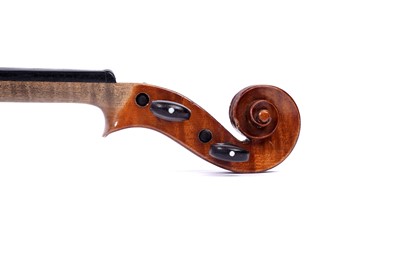 Lot 30 - A Thomas Craig violin