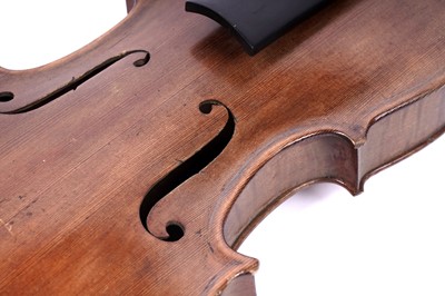 Lot 36 - An English violin labelled 'Hugh Junor'