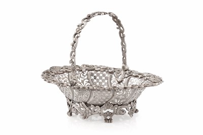 Lot 85 - A George II silver sweetmeat basket