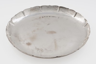 Lot 1 - An Elizabeth II Irish silver strawberry dish