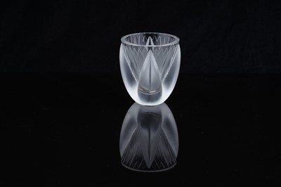 Lot 638 - A Lalique frosted tulip vase