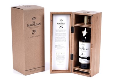 Lot 563 - The Macallan 25 Year Old Highland Single Malt Scotch Whisky