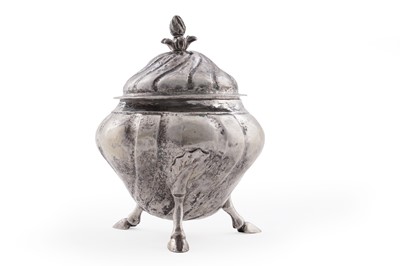 Lot 157 - A late 18th Century Maltese silver sugar bowl