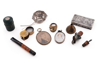Lot 331 - Miscellaneous items